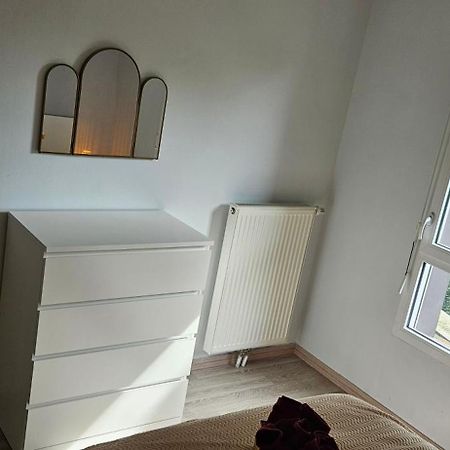 Appartement 2 Chambres Avec Terrasse Et Garage Saint-Andre-lez-Lille Ngoại thất bức ảnh
