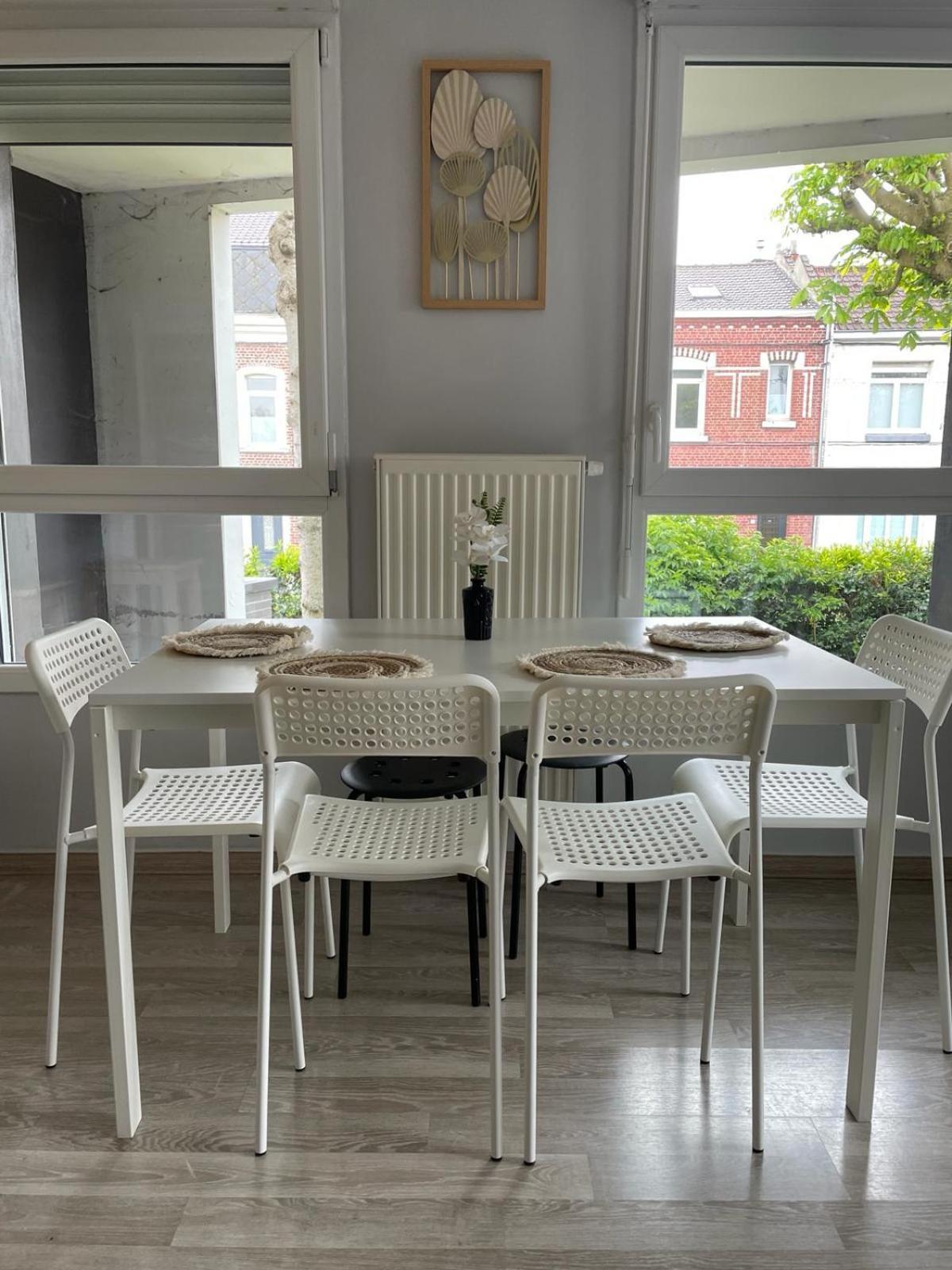 Appartement 2 Chambres Avec Terrasse Et Garage Saint-Andre-lez-Lille Ngoại thất bức ảnh